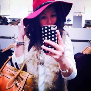 Meet your Posher, Manes